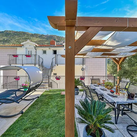 Apartment Swim Heated Pool Complex