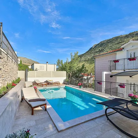 Swim Heated Pool Complex *
