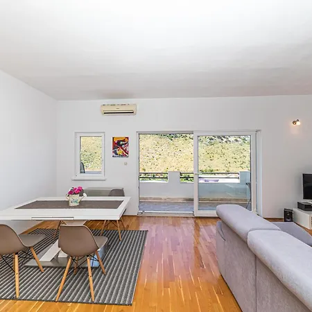 Swim Heated Pool Complex Apartment