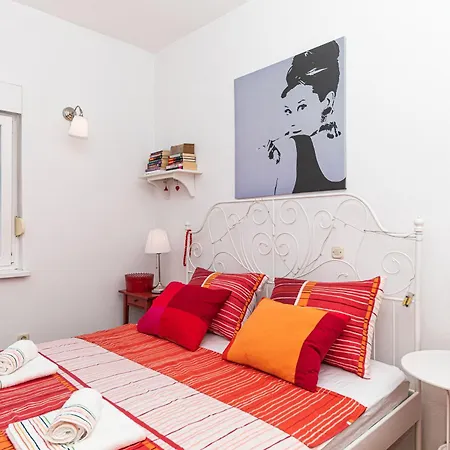 アパート Family House With Private Swim Heated Pool *