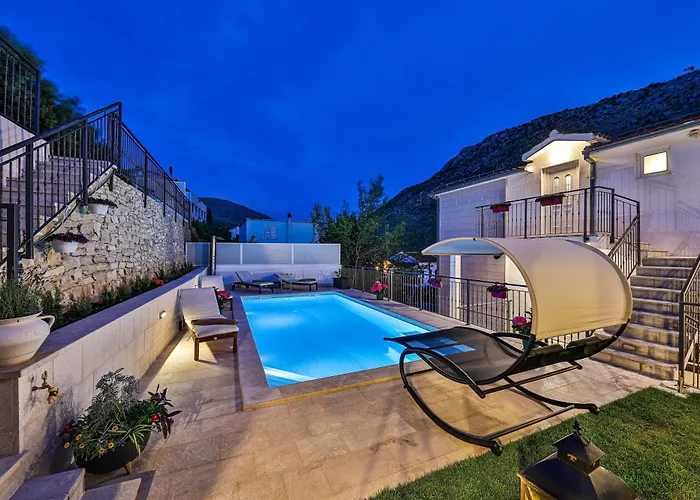 Family House With Private Swim Heated Pool アパート