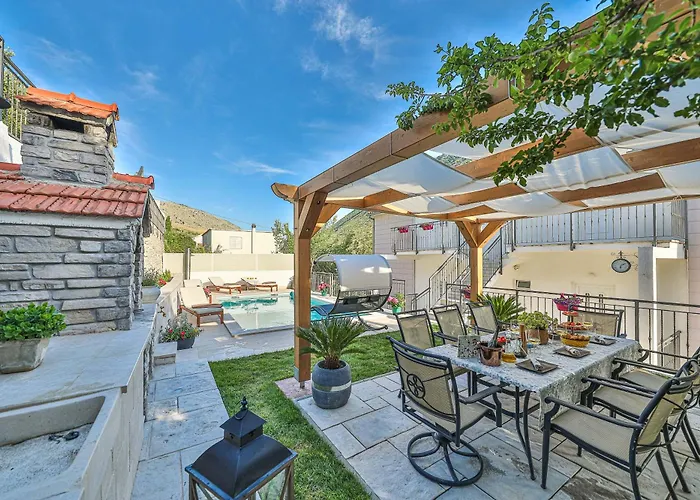 Family House With Private Swim Heated Pool アパート *