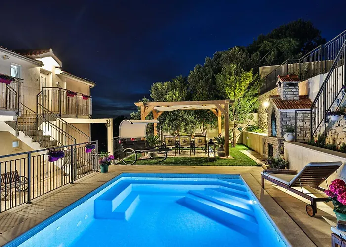 アパート Family House With Private Swim Heated Pool Žrnovnica