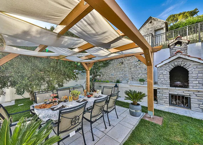 アパート Family House With Private Swim Heated Pool